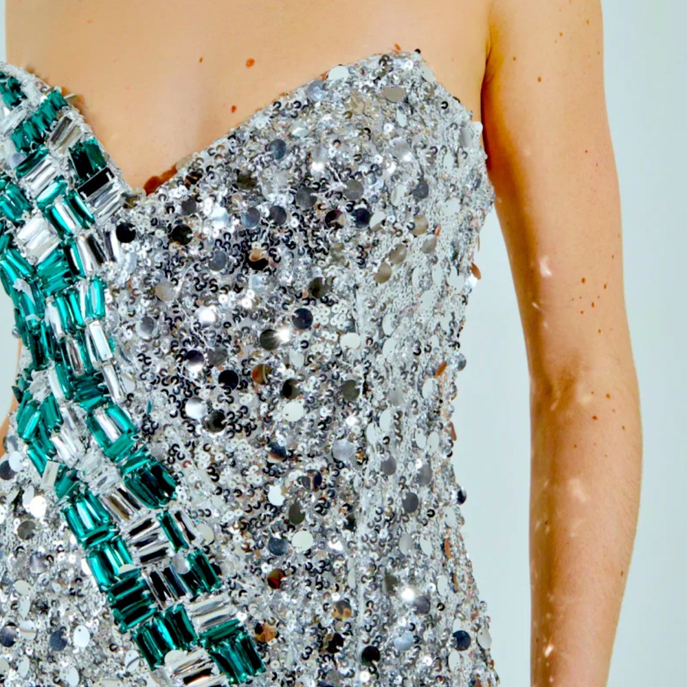 New Akira LET ME REMIND YOU RHINESTONE MINI DRESS - Picture 9 of 14